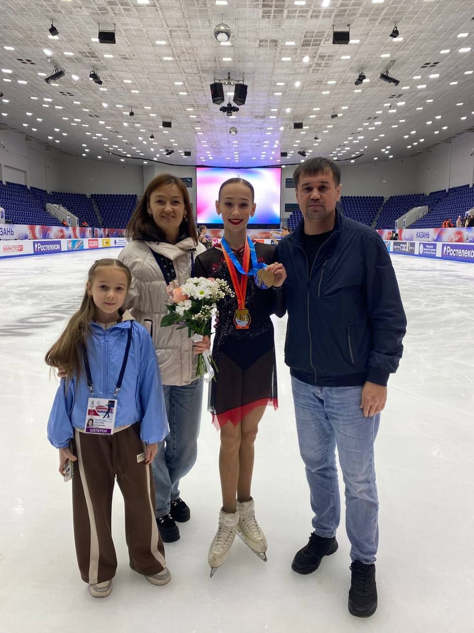 Динә Хөснетдинованың әнисе: «Динә кечкенәдән Тутберидзе командасында шөгыльләнергә теләде»