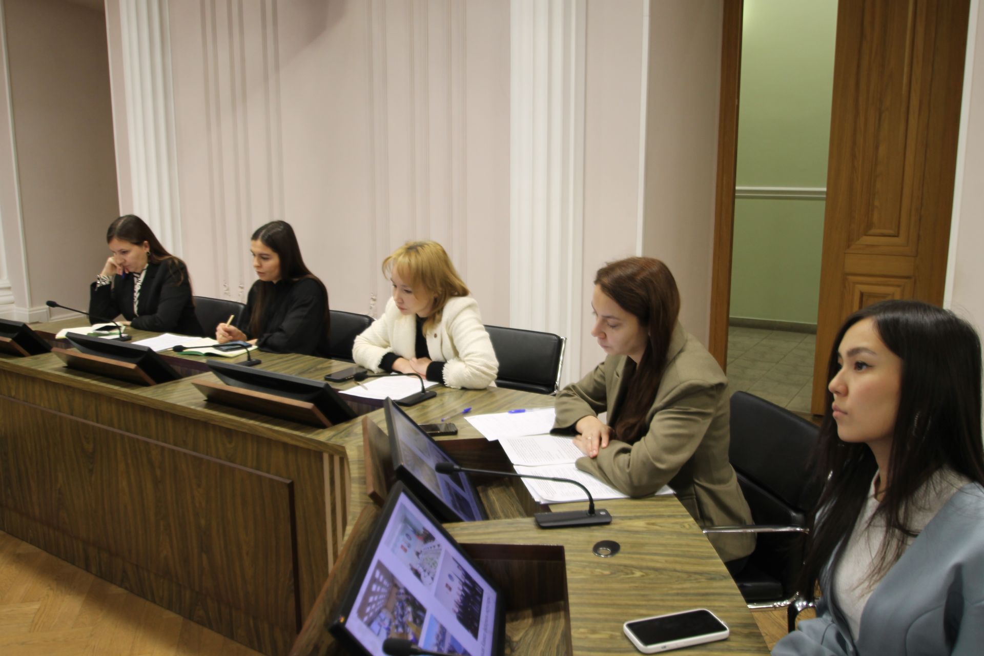 Чит ил кешеләренең балалары урамда калдырыла алмый