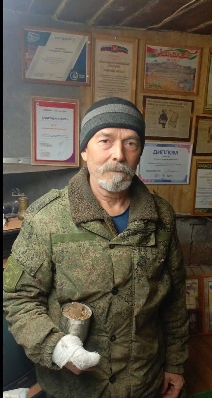 «Сорасалар да күгәрченнәремне сатмыйм, бүләк итәм»