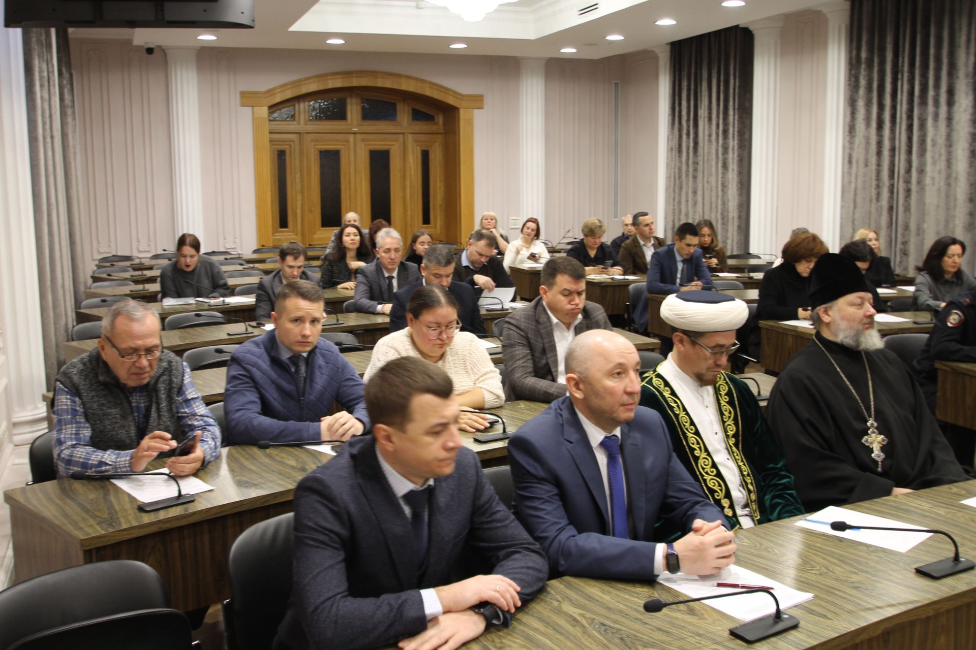 Чит ил кешеләренең балалары урамда калдырыла алмый