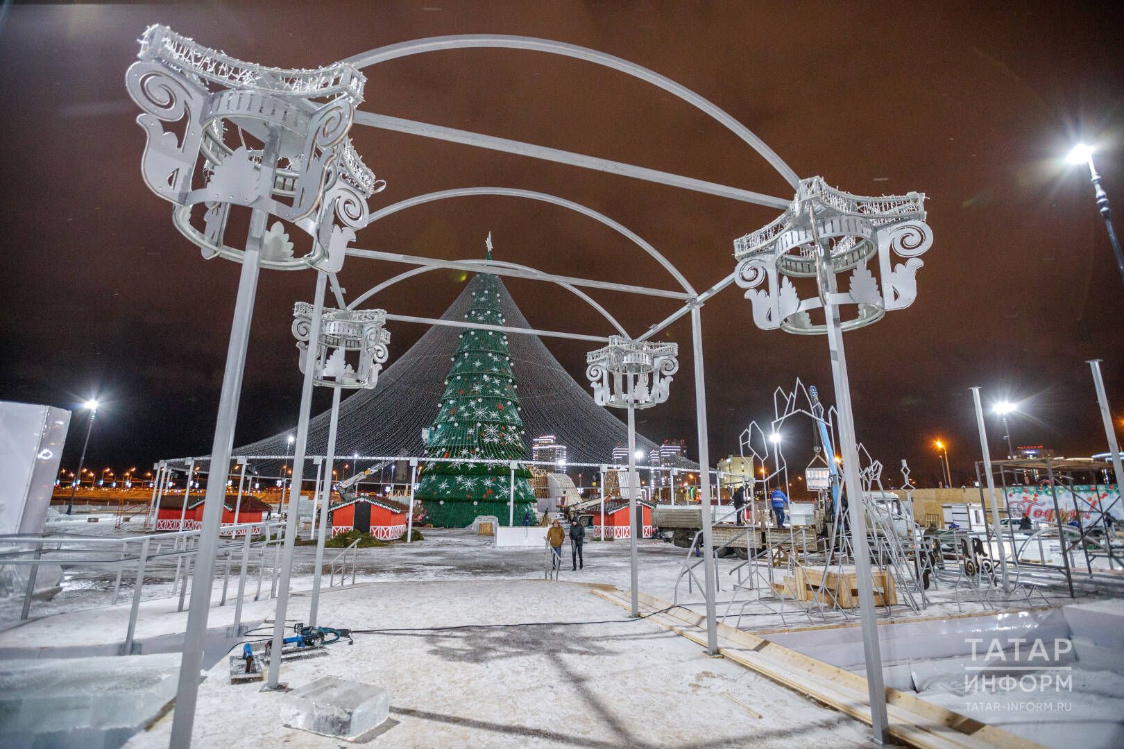 Казан паркларында 20 чыршы тамашачыларны көтә