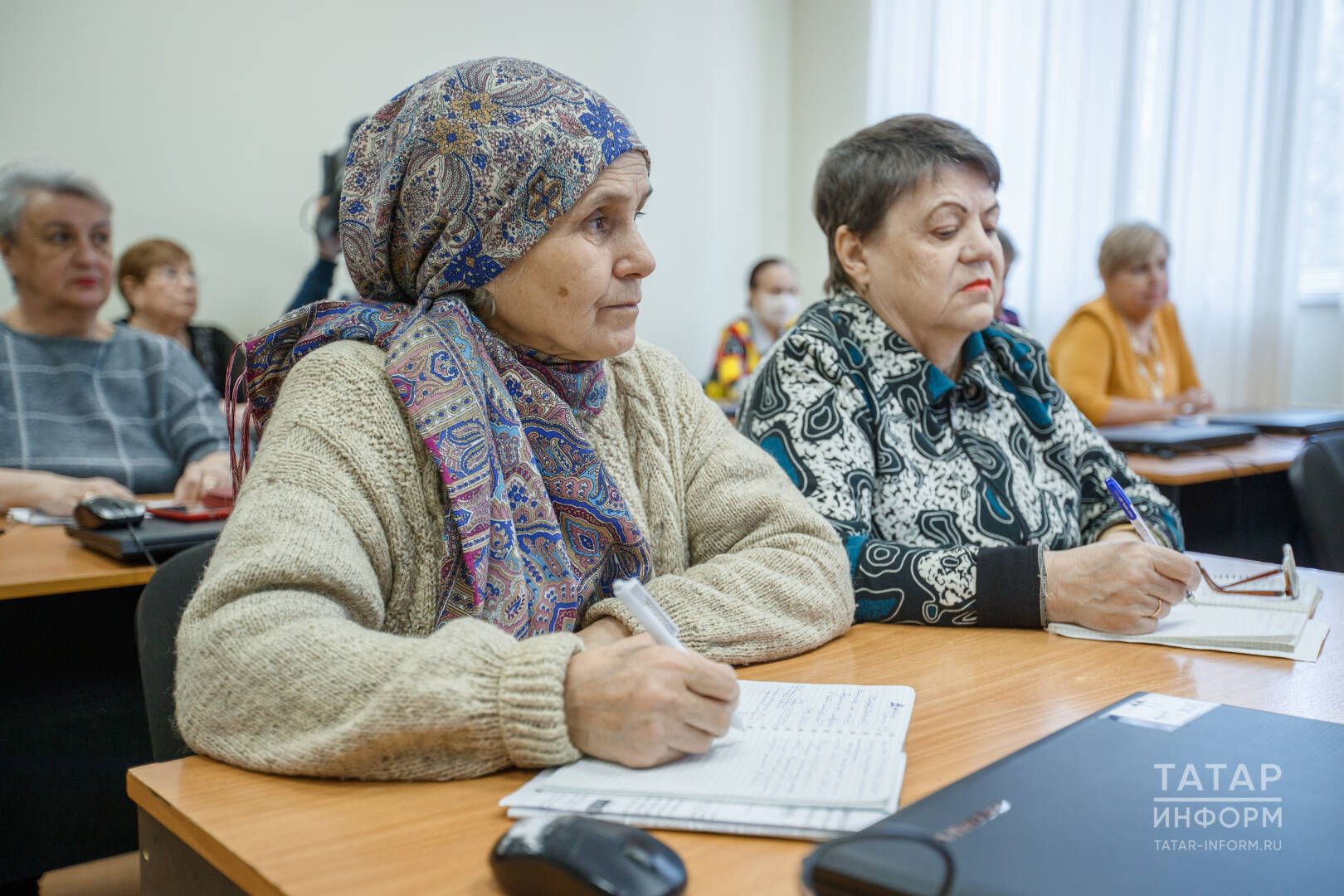 Озак яшәсеннәр: дәүләт өлкәннәргә ни рәвешле ярдәм кулы суза?