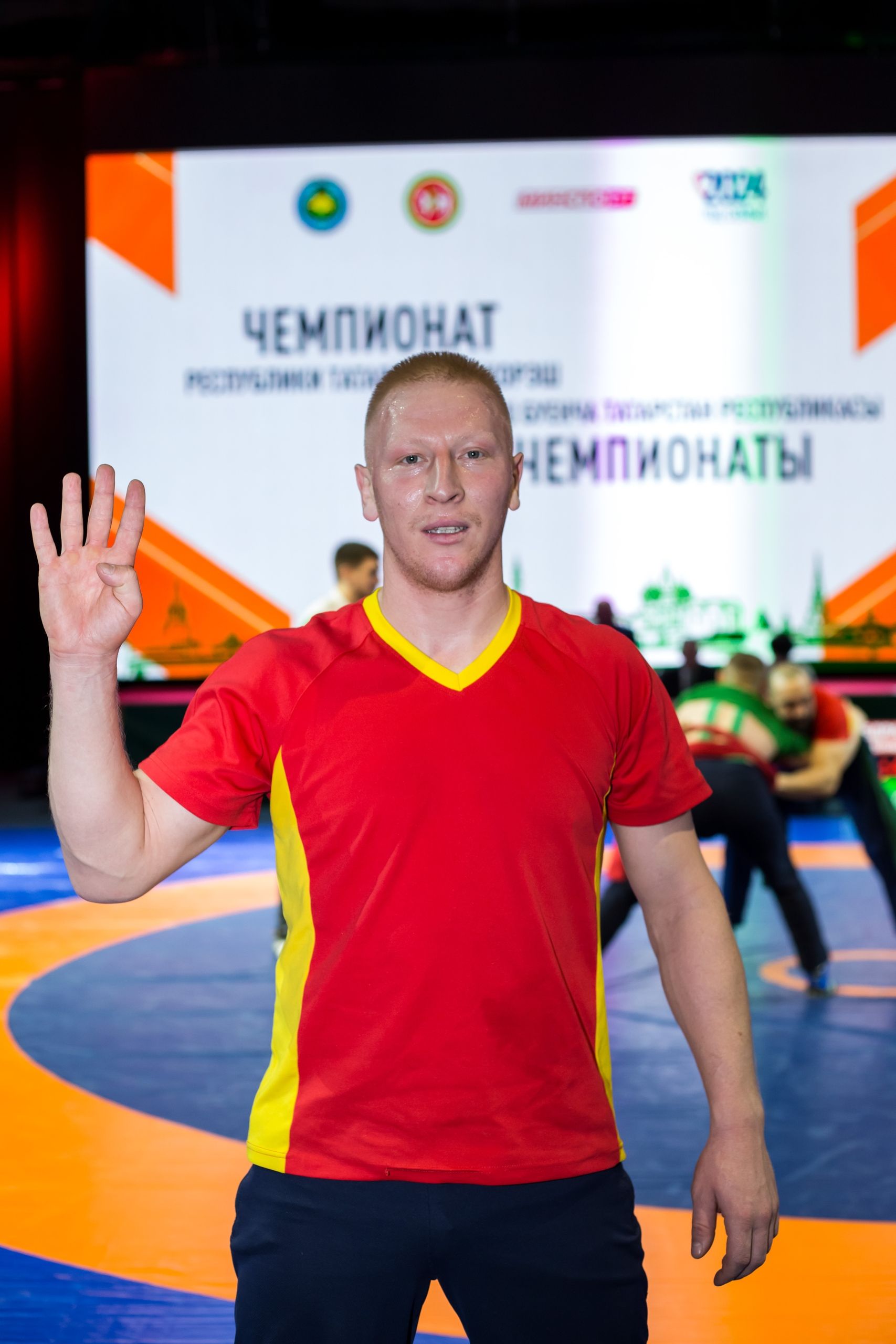 Ранис Галимуллин: “Бәхет елмаер әле дип уйлап кына, келәмгә чыкмыйлар...”