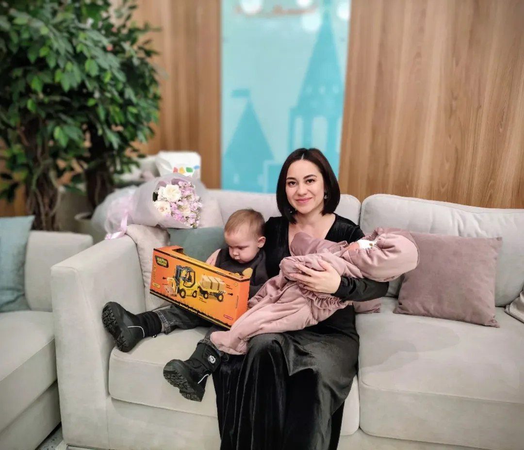 Җырчы Айсылу Габдинова икенче тапкыр әни булган