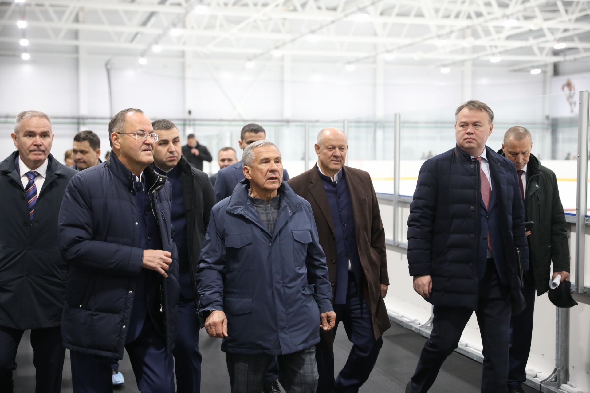 Рөстәм Миңнеханов Балтач районы Кариле авылында хоккей турнирына старт бирде