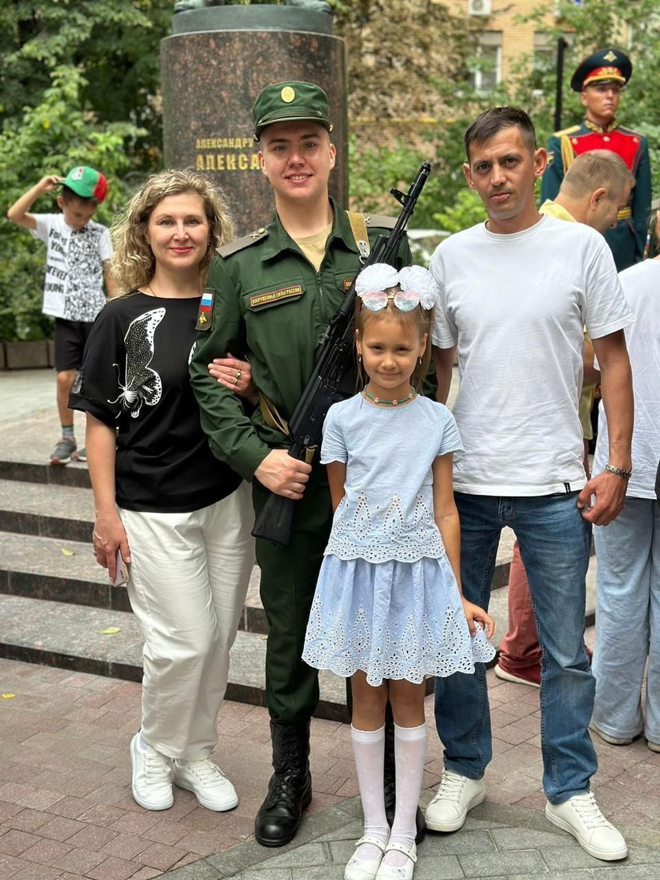 «Булачак иремнең баласына әни эзләвен йөрәгем белән тоеп, аңлап тордым...»