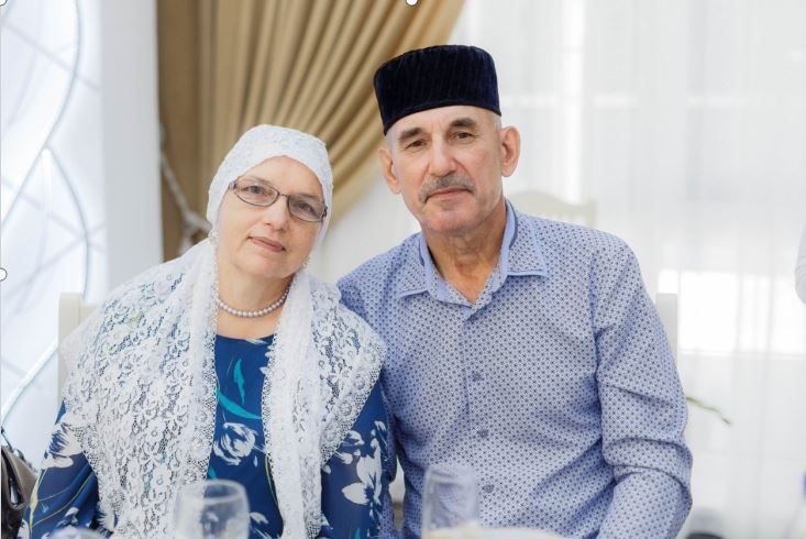 “Нишләп баламны имезергә алып килмисез?”