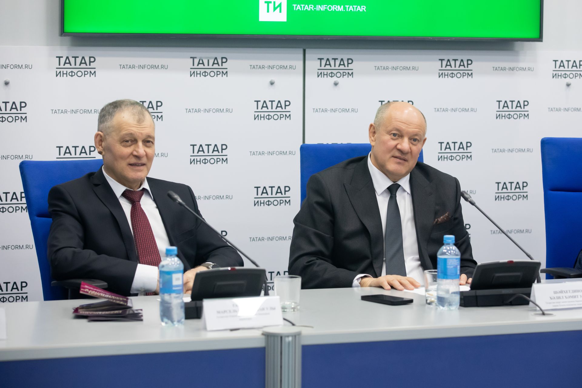 Хәлил Шәйхетдинов «Ак Барс» Көрәш сарае парковкасына түләп керү турында аңлатма бирде