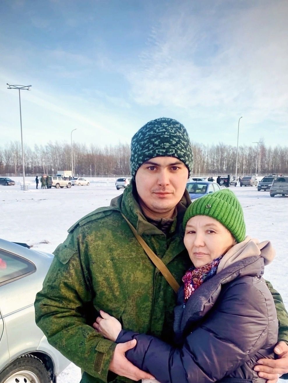 «Окоп шәме җанга җылы бирә, Монда җылы, - дисең. – Борчылма»