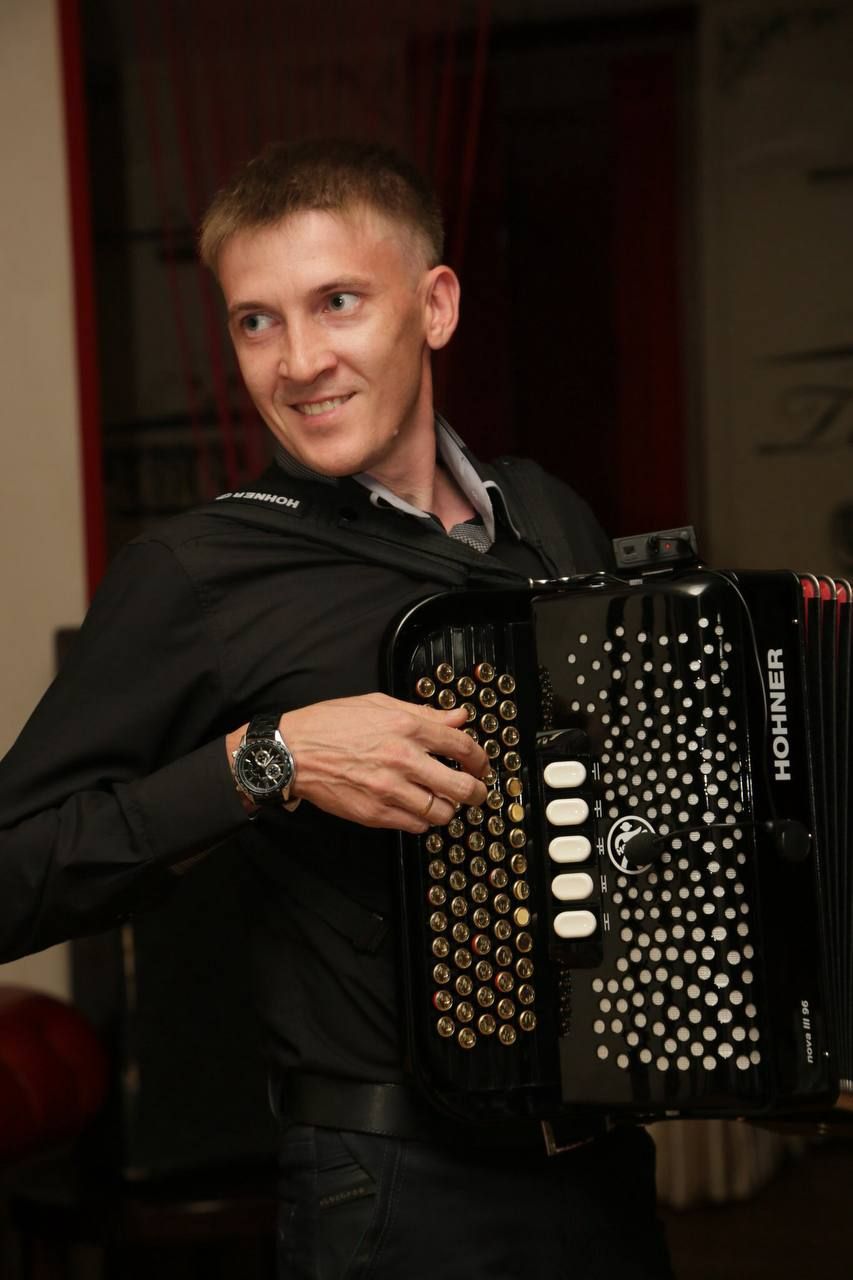 Юморист Фәрит Галиев: “Кызымның үскәнен күрмәдем диярлек”
