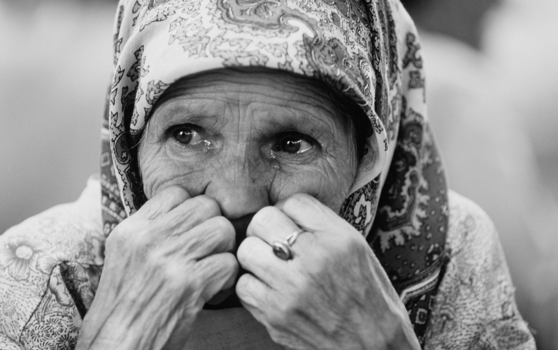 Беркемгә дә кирәгем калмады, кемгә кайтып сыеныйм? (Тормыш язган хикәя)