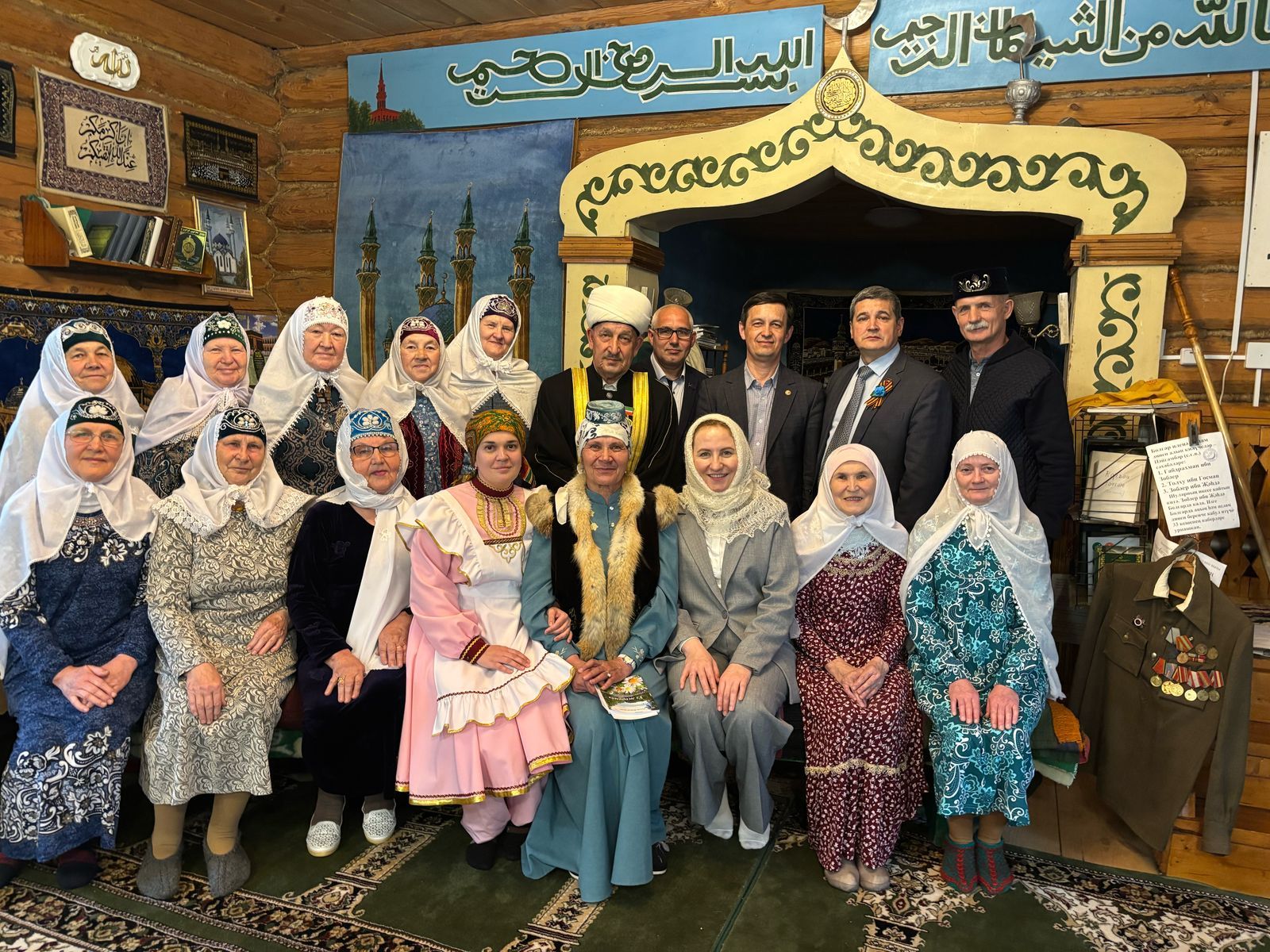 Элек бармак белән генә санарлык булсалар, хәзер йөзләр, меңнәр