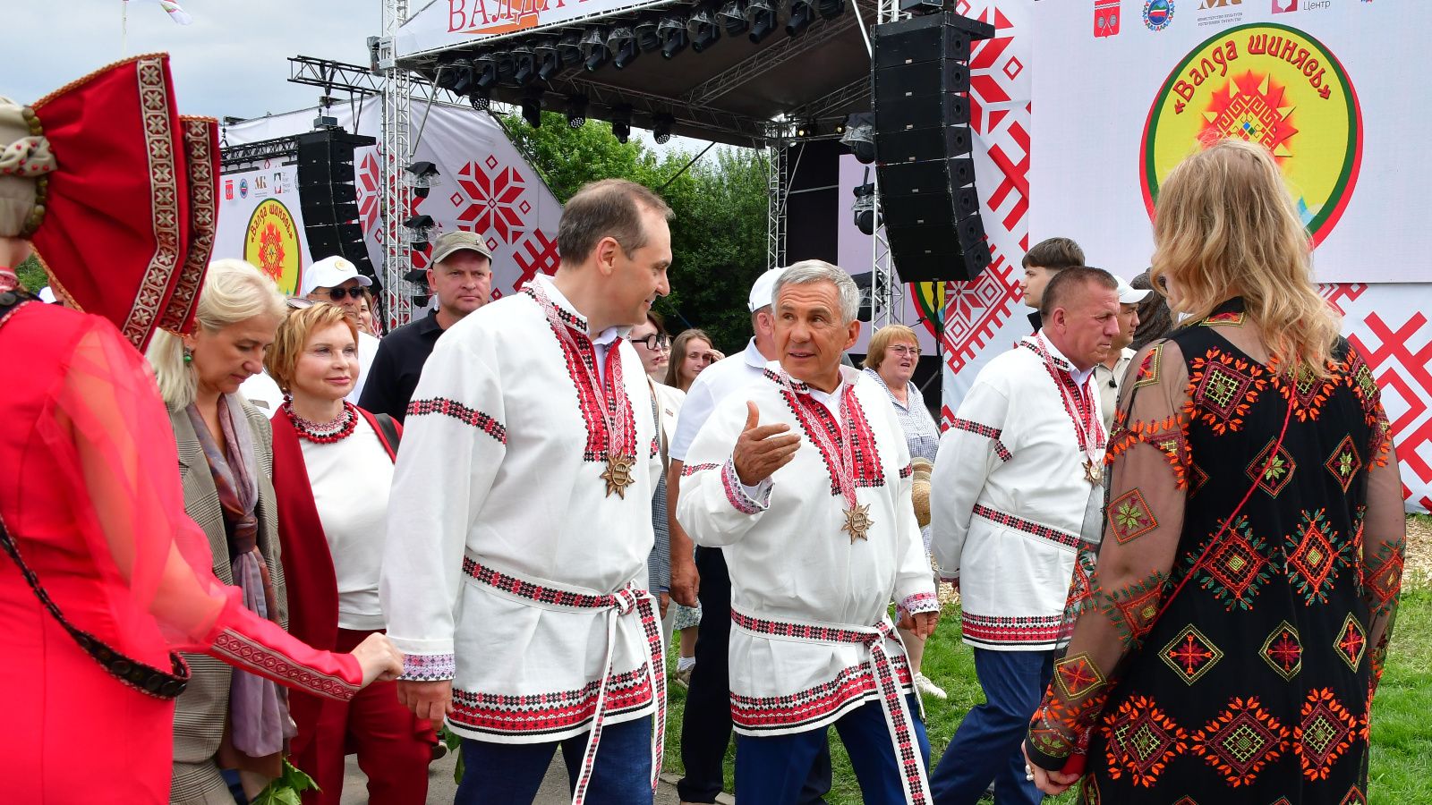 «Шумбрат»: Миңнеханов «Валда Шинясь» бәйрәмендә катнашты
