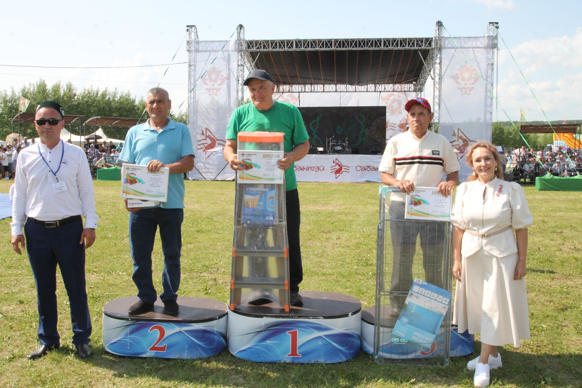 Белоруссия вәкилләре Балык Бистәсе Сабан туена кызыгыплар үлә инде