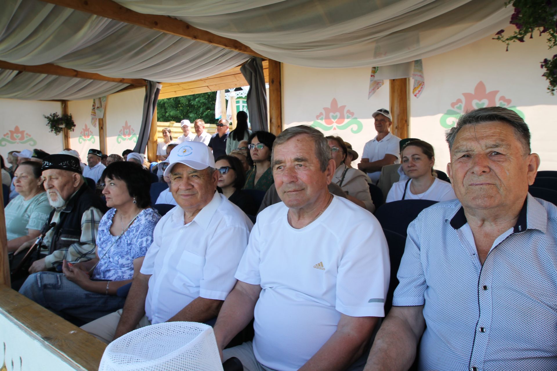 Белоруссия вәкилләре Балык Бистәсе Сабан туена кызыгыплар үлә инде