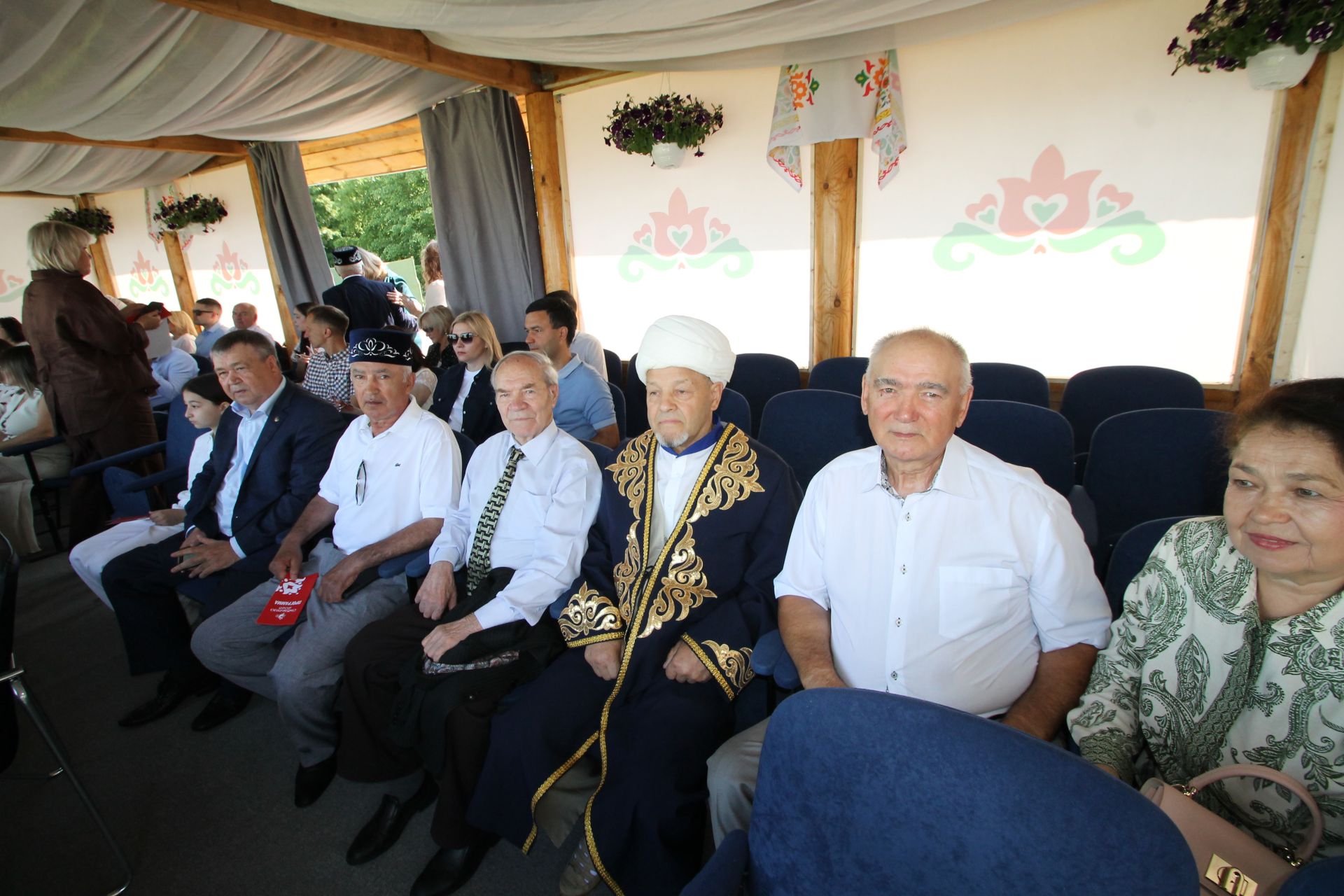 Белоруссия вәкилләре Балык Бистәсе Сабан туена кызыгыплар үлә инде