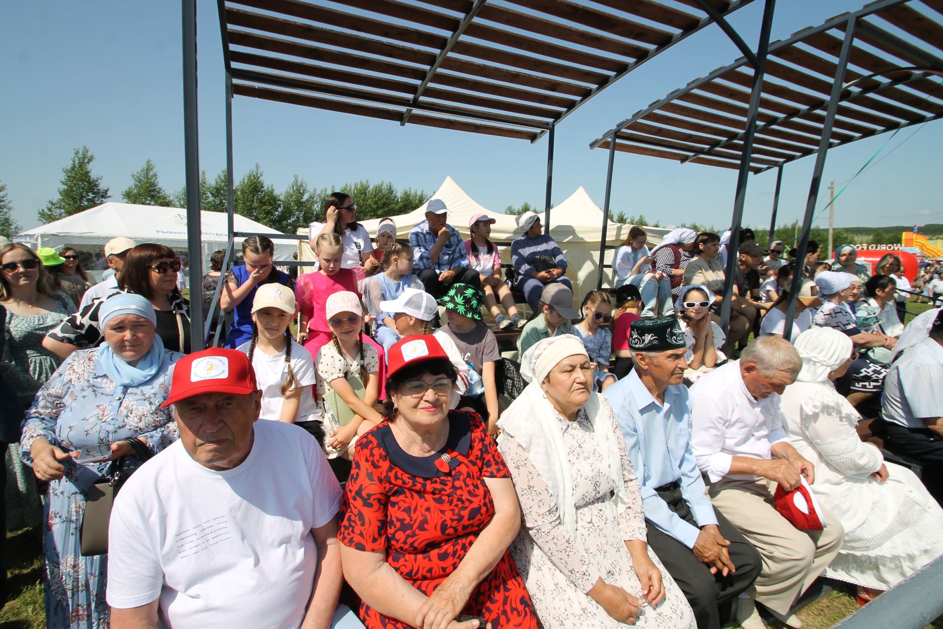 Белоруссия вәкилләре Балык Бистәсе Сабан туена кызыгыплар үлә инде