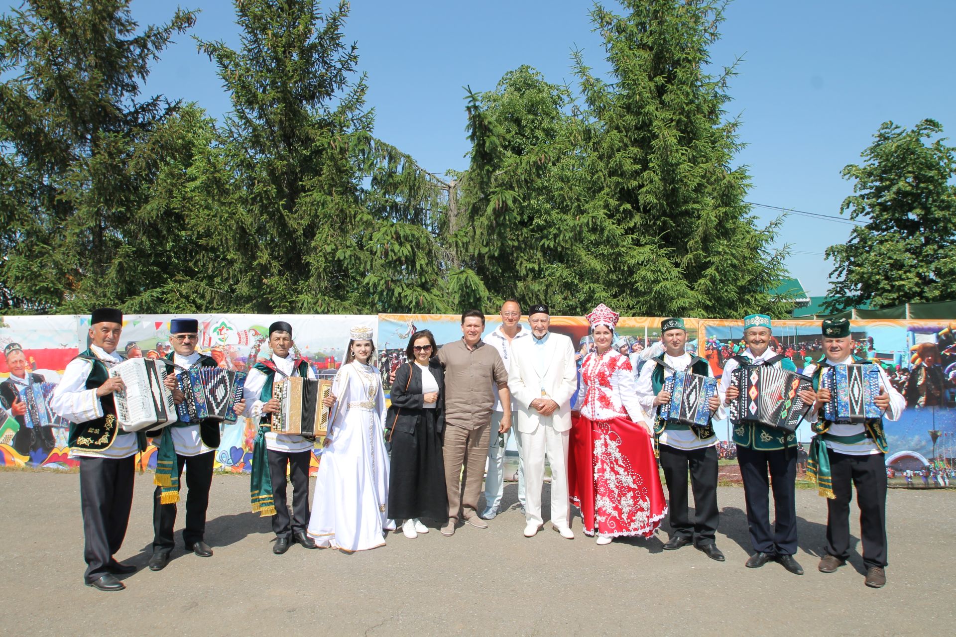 Белоруссия вәкилләре Балык Бистәсе Сабан туена кызыгыплар үлә инде