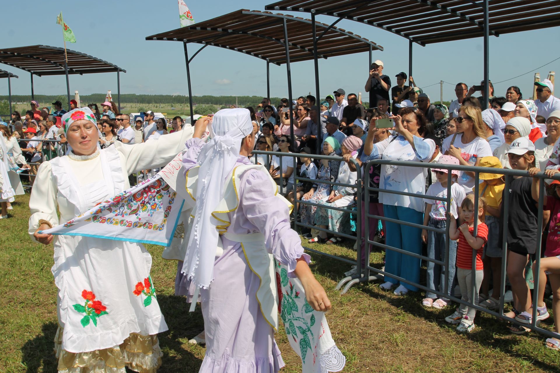 Белоруссия вәкилләре Балык Бистәсе Сабан туена кызыгыплар үлә инде