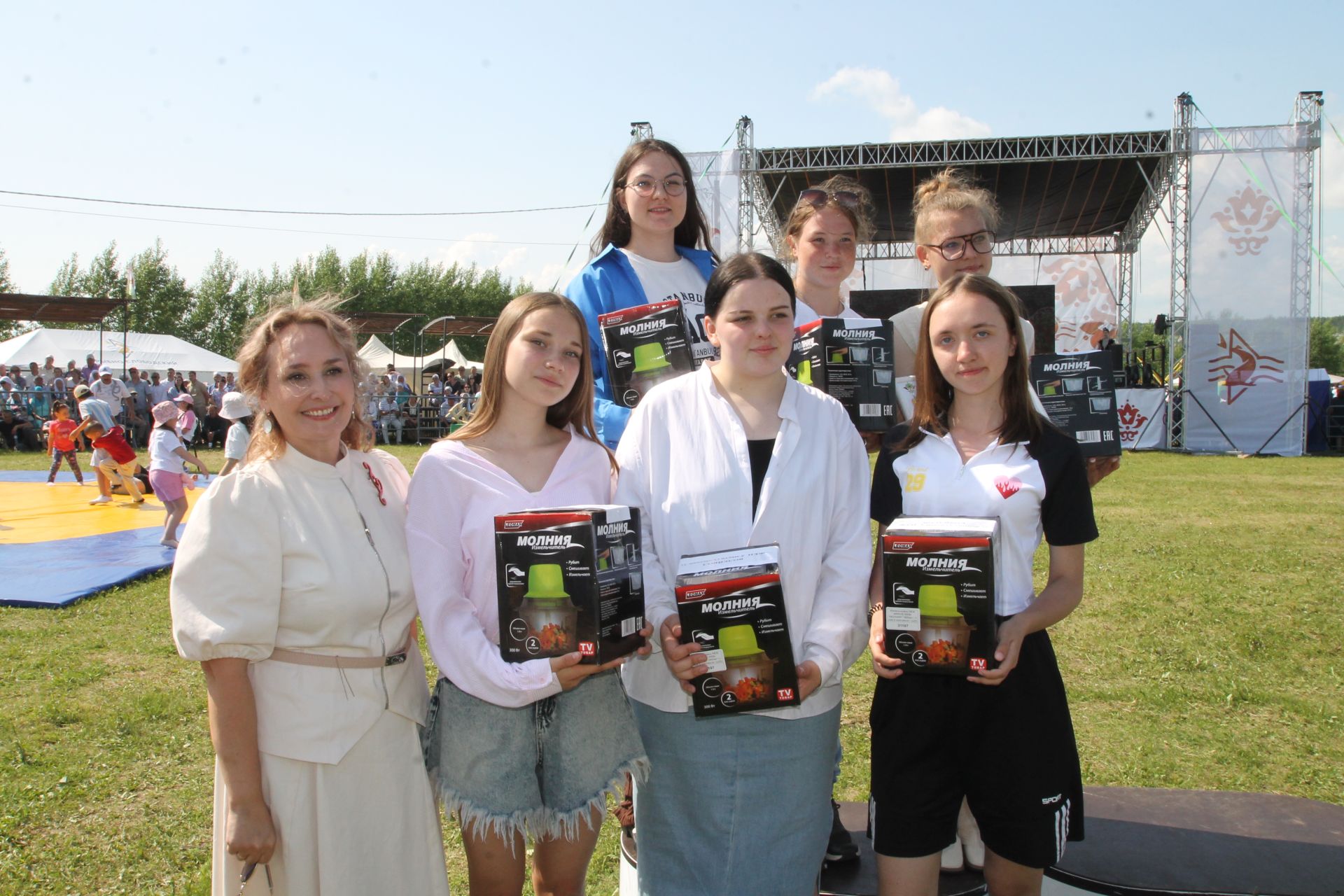 Белоруссия вәкилләре Балык Бистәсе Сабан туена кызыгыплар үлә инде