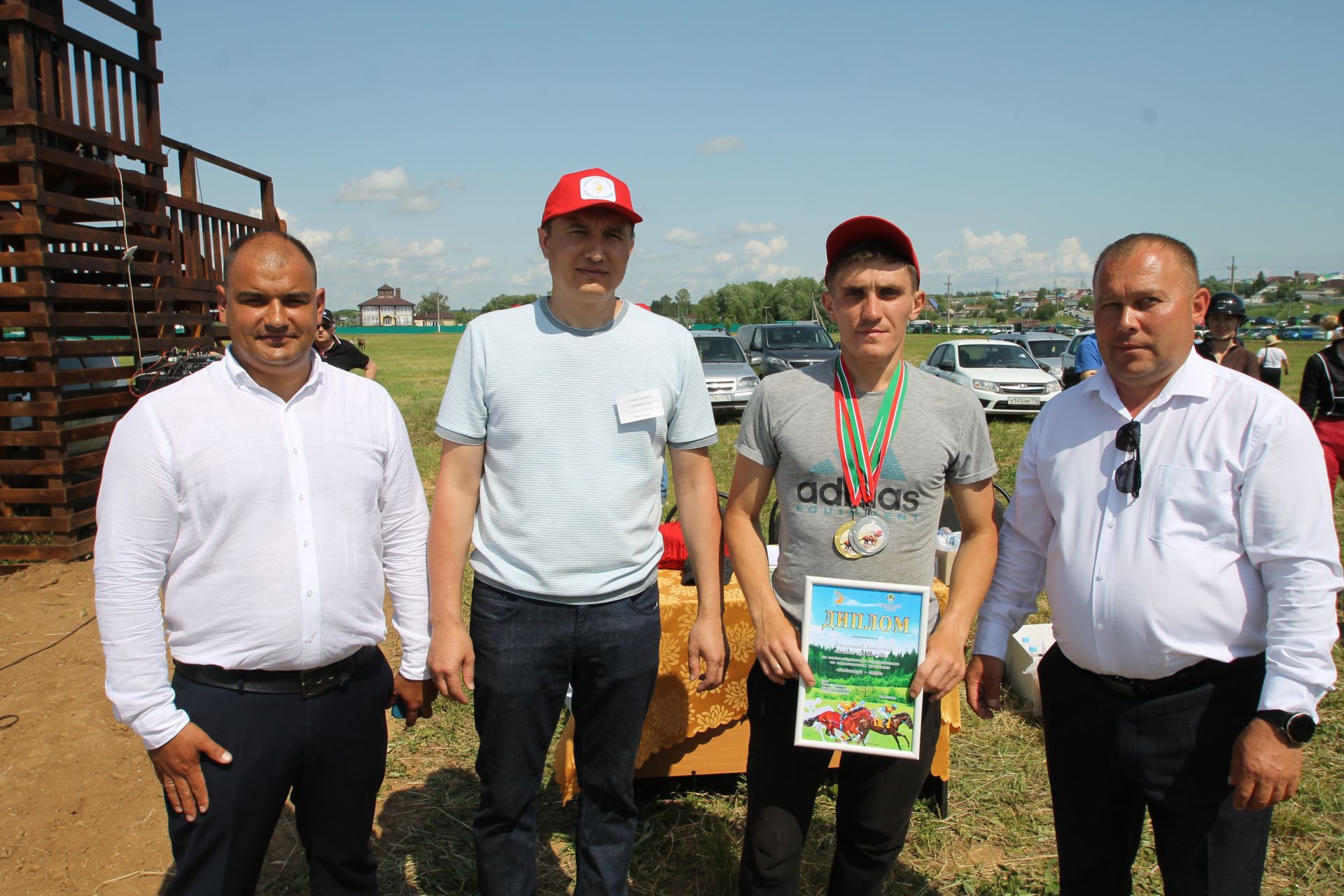 Белоруссия вәкилләре Балык Бистәсе Сабан туена кызыгыплар үлә инде