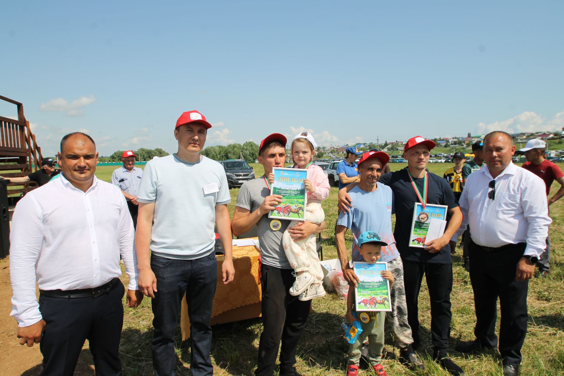 Белоруссия вәкилләре Балык Бистәсе Сабан туена кызыгыплар үлә инде