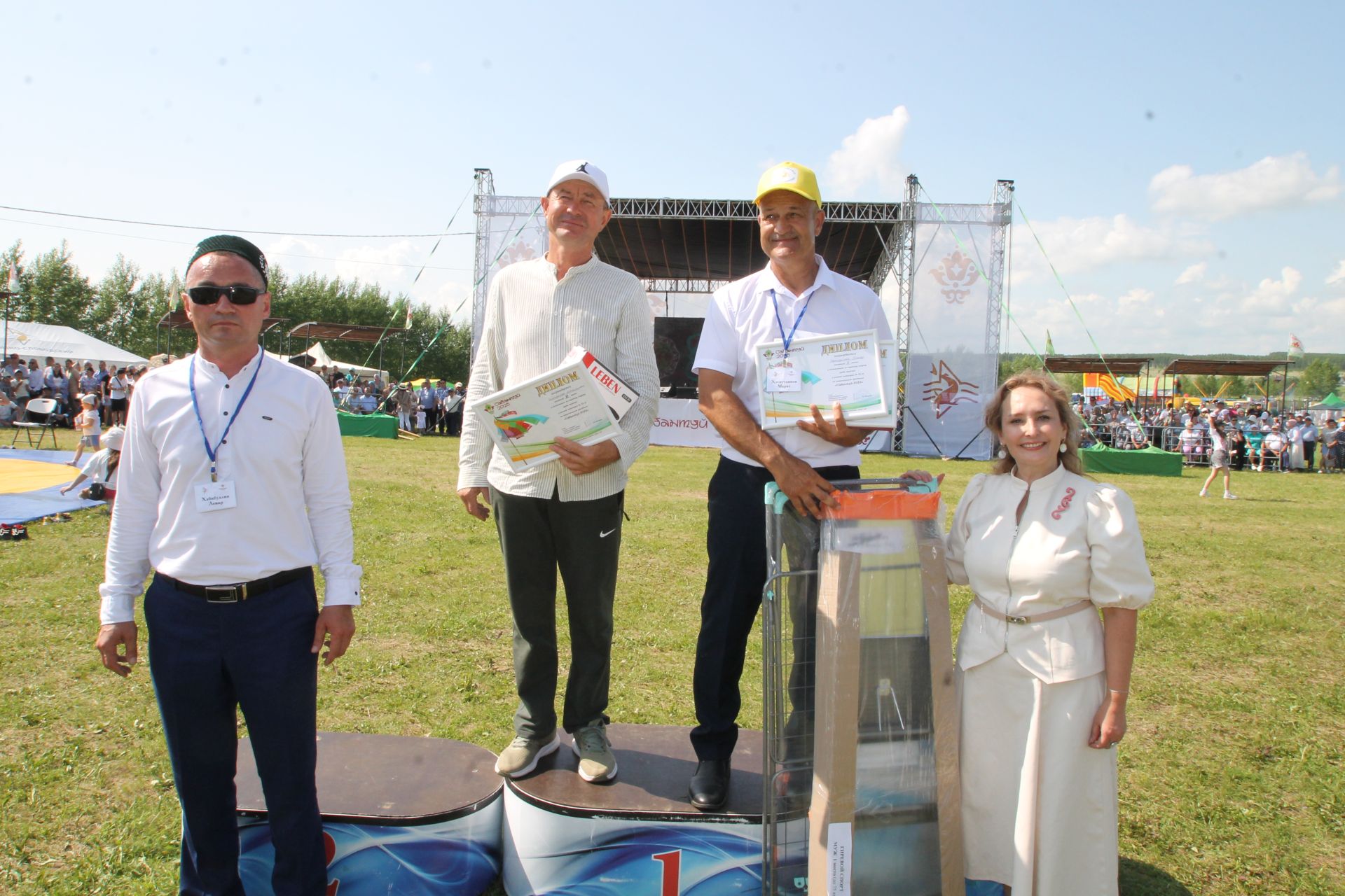 Белоруссия вәкилләре Балык Бистәсе Сабан туена кызыгыплар үлә инде