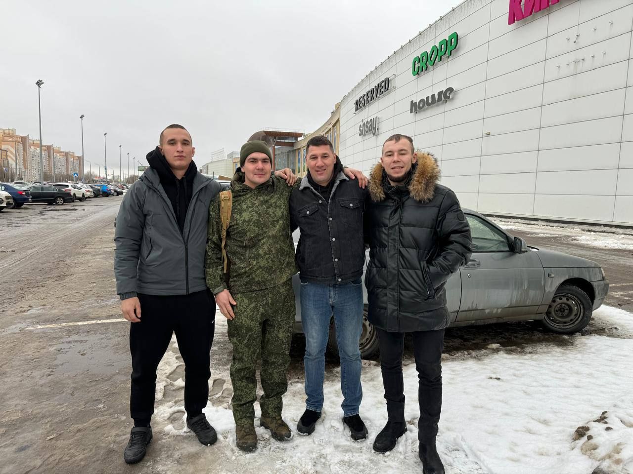 «Илшат абый, көрәш мизгелләрен видеога булса да, төшереп җибәрче», дип сорый иде...»