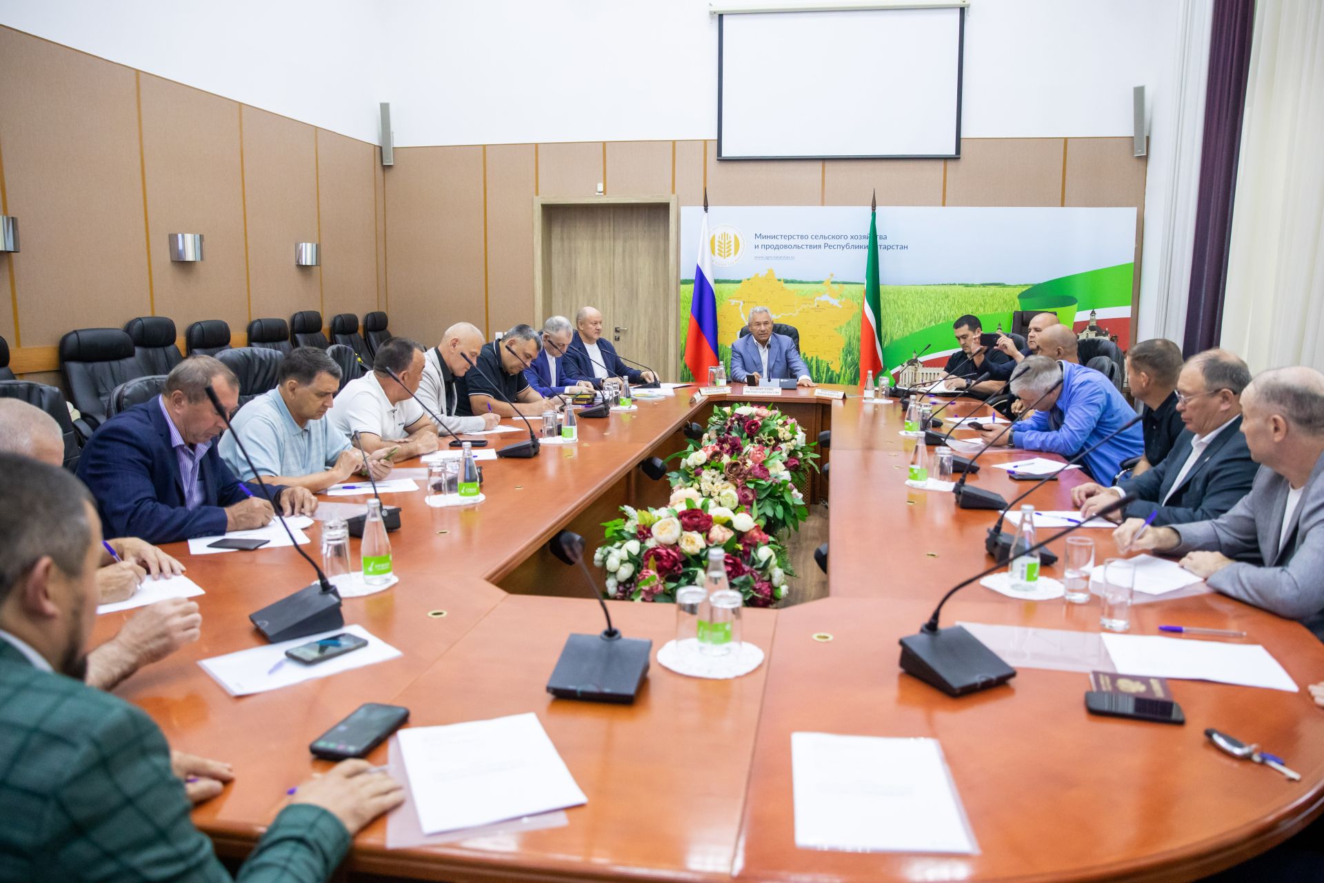 Марат Әхмәтов калды, яки көрәш федерациясенең яңа составы билгеле булды