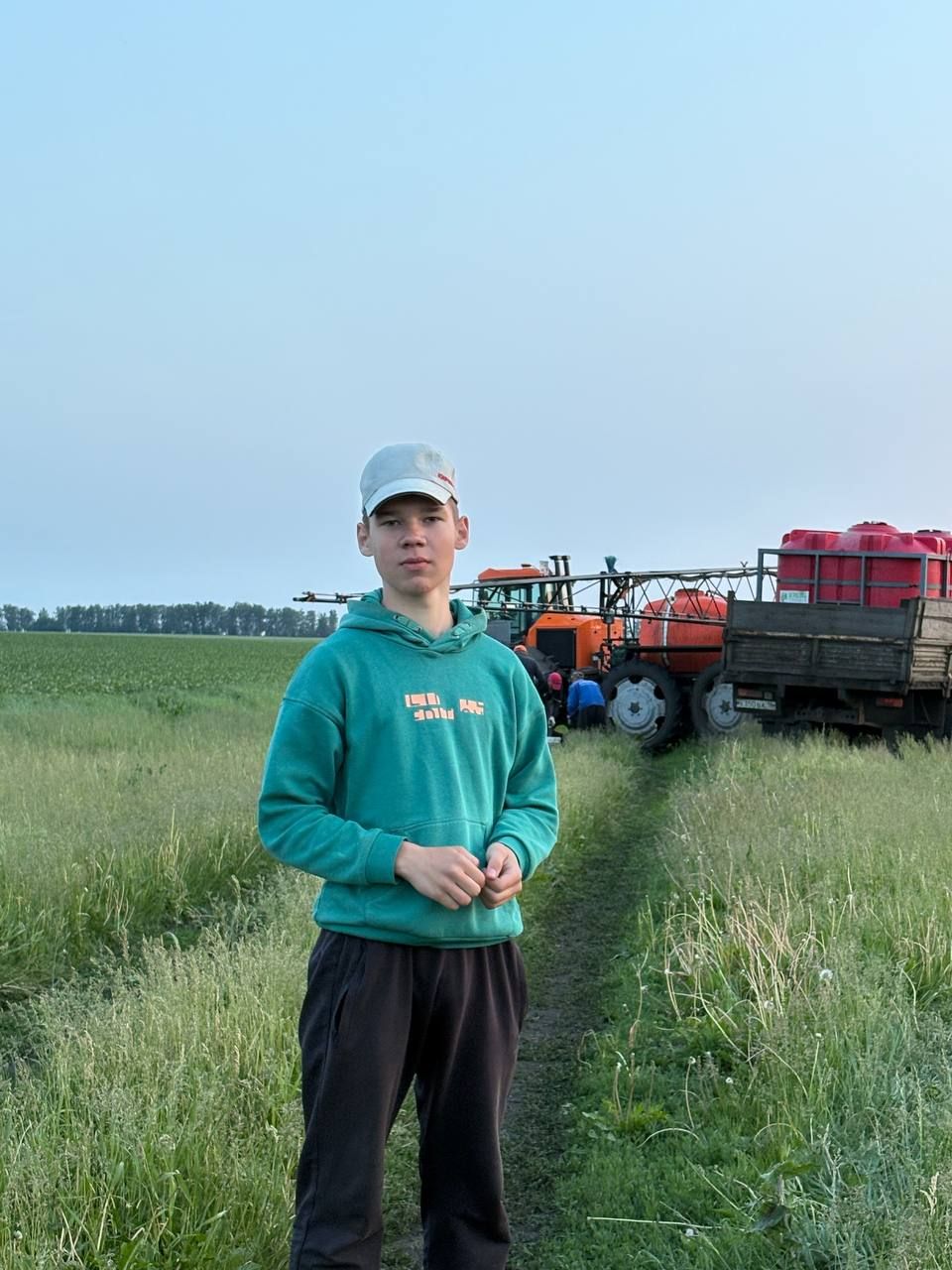 16 яшьлек Ислам Хисаметдинов: “Тамак ачкач, авыл кирәк”