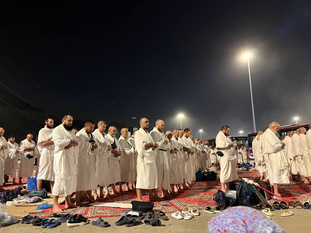 Аллаһ кунакка чакыра торган җир... (хаҗда күргәннәрем турында)