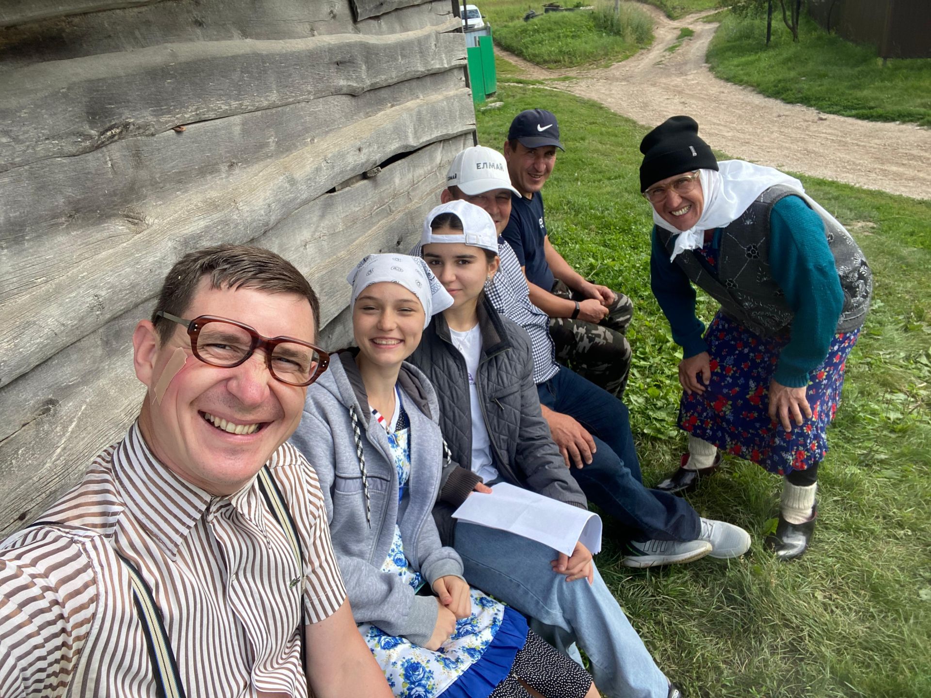 Рөстәм Хәсәнов: “Туңдырма сатам. Чәкчәк, бавырсаклар да, тортлар да....”