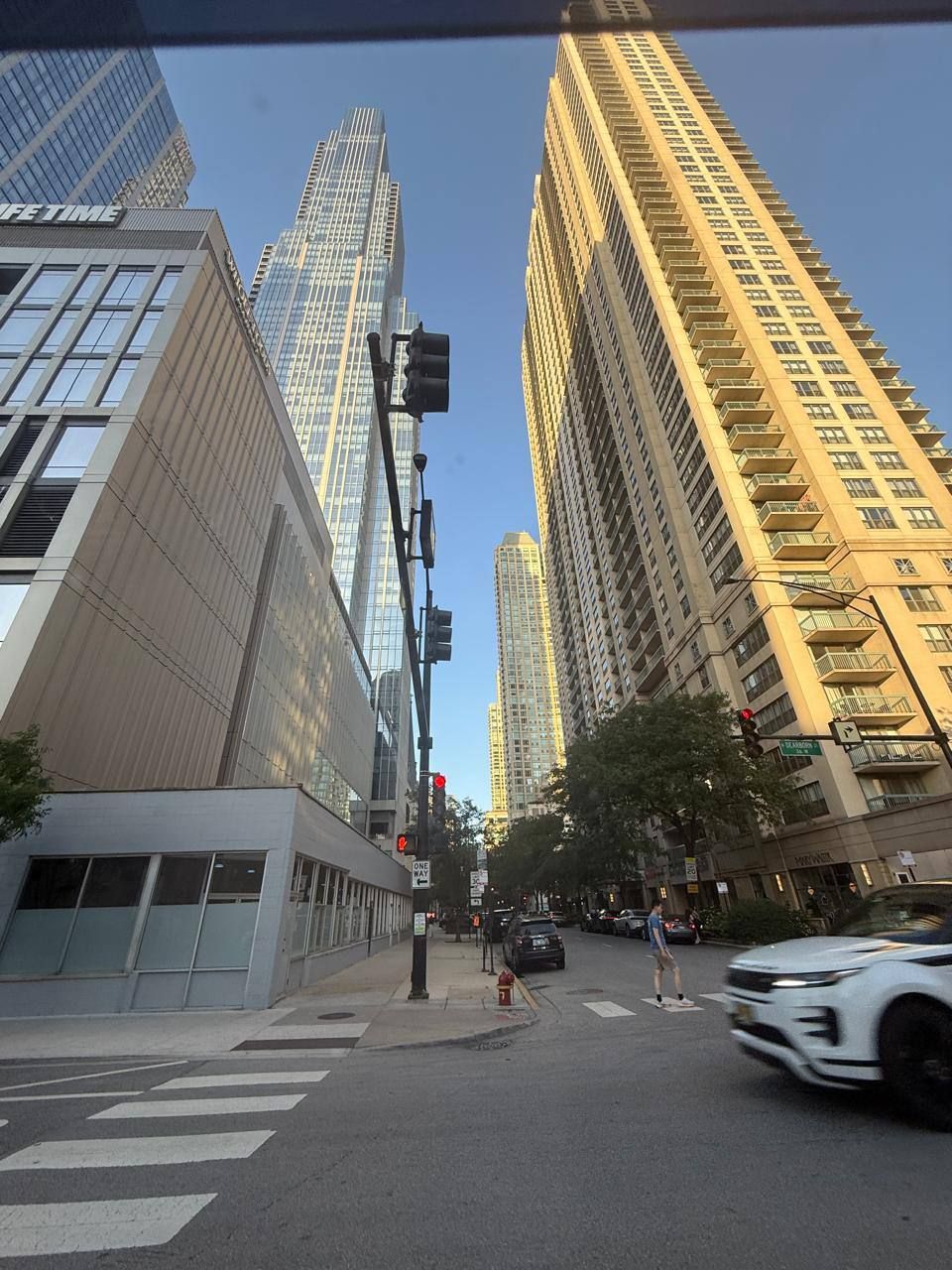 Чигүле туфлием таныштырды