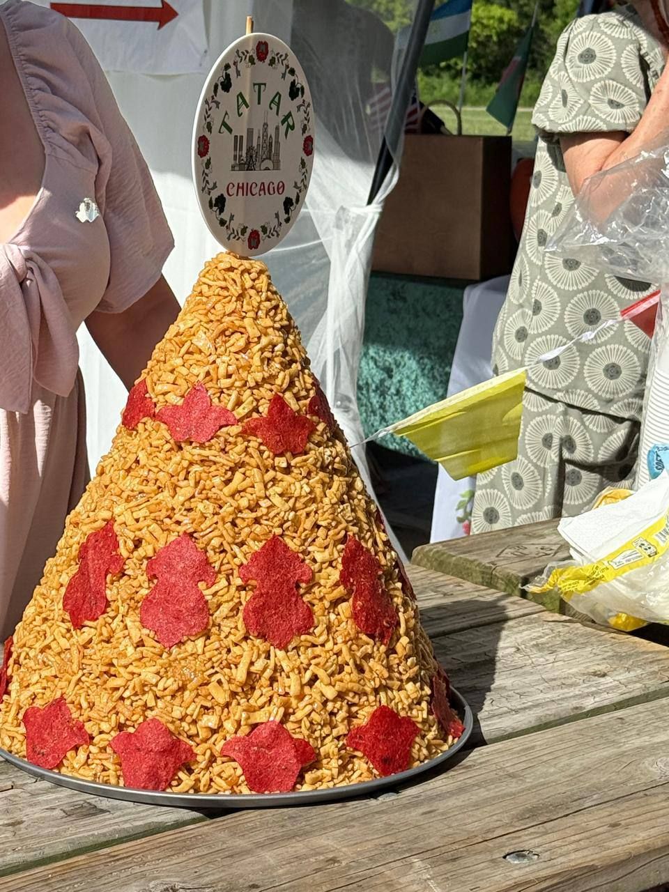 Чигүле туфлием таныштырды