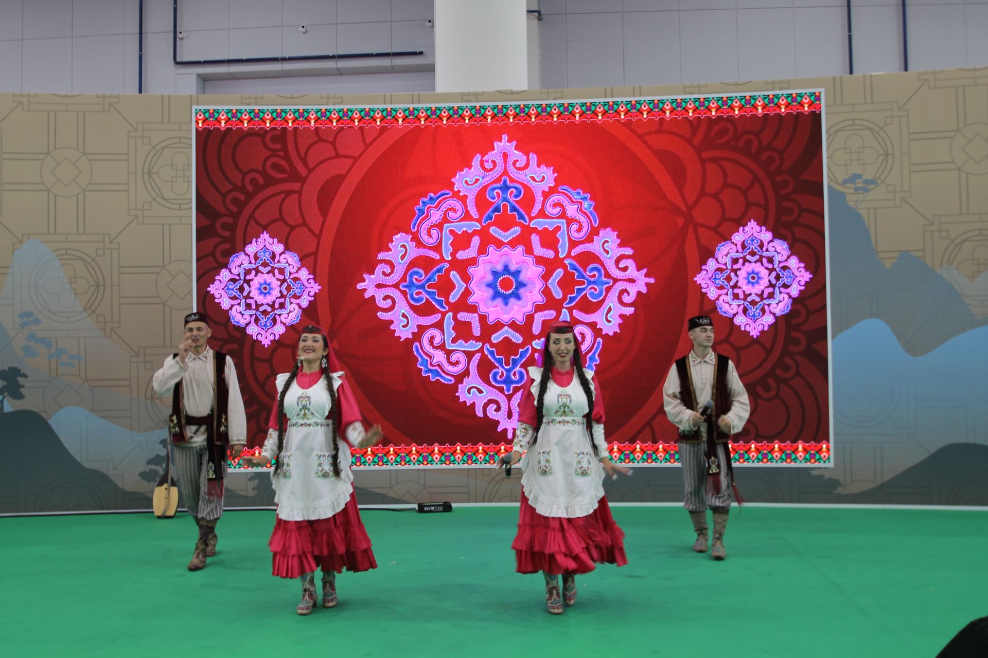 Россия белән Кытайның чөкердәшеп, Казанда чәй эчүе дә әһәмиятле