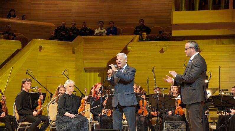 Фәрит Мөхәммәтшин: «Мәскәүдә Татарстан көннәрен үткәрү традициясе дәвам итәр дип ышанам»