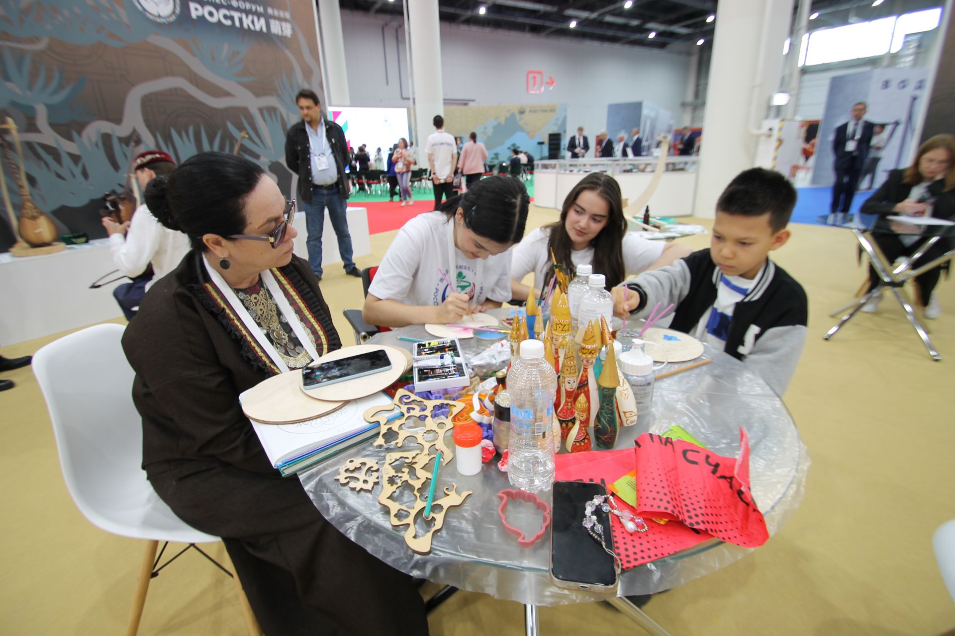 Россия белән Кытайның чөкердәшеп, Казанда чәй эчүе дә әһәмиятле