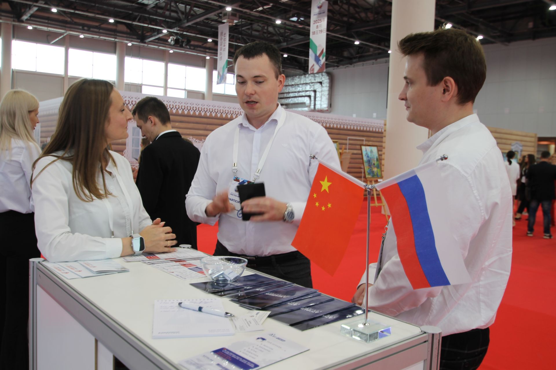 Россия белән Кытайның чөкердәшеп, Казанда чәй эчүе дә әһәмиятле