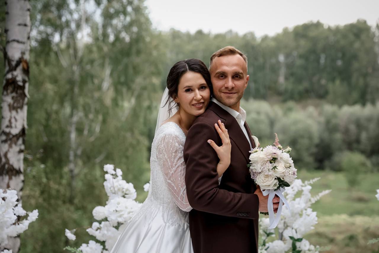 Илдус Садыйков өйләнде: “Ләйләнең әнисенең юбилеен алып барган идем. Шунда таныштык”