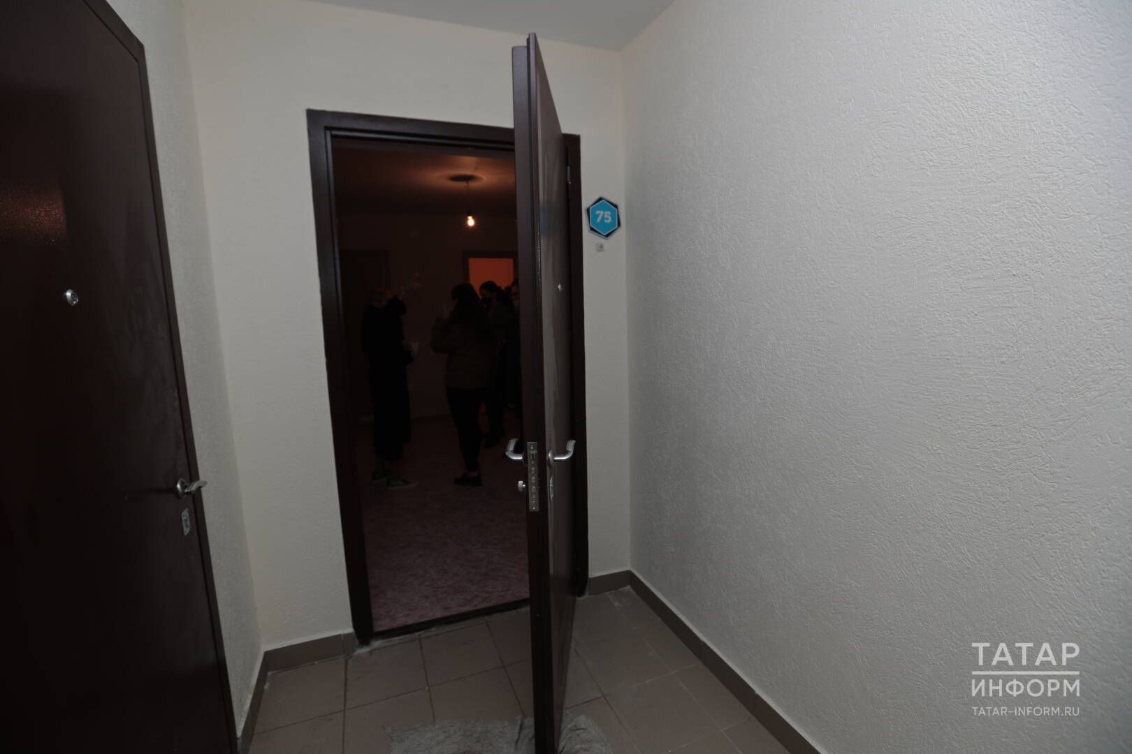 Чарасызлык: «Фатирсыз да калдым, 30 еллык ипотека да өстемдә»