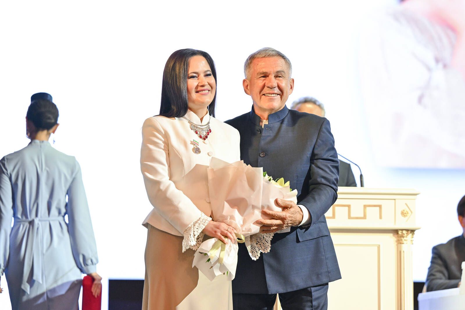 Сөмбел Билалова: “Сез моңа күптән лаек”, – дигән җылы сүзләрне ишетү рәхәт булды»