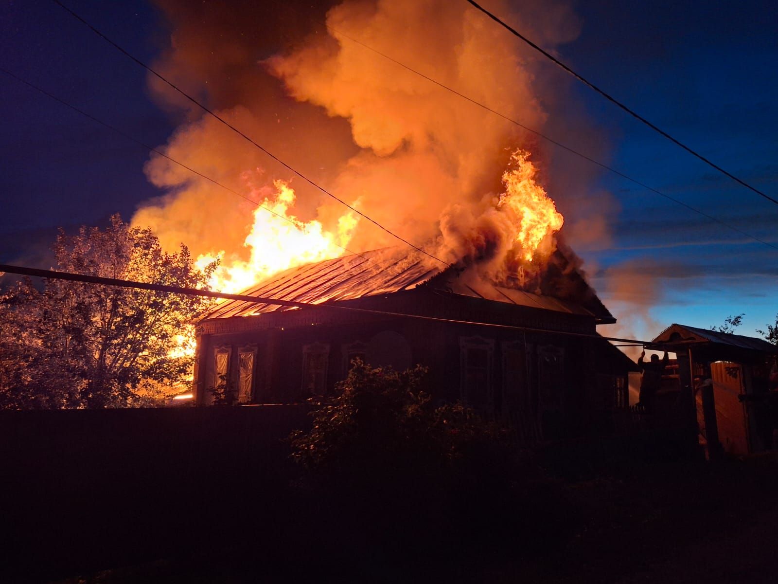 Уллары ил сагында, ә үзләре йортсыз-җирсез калды