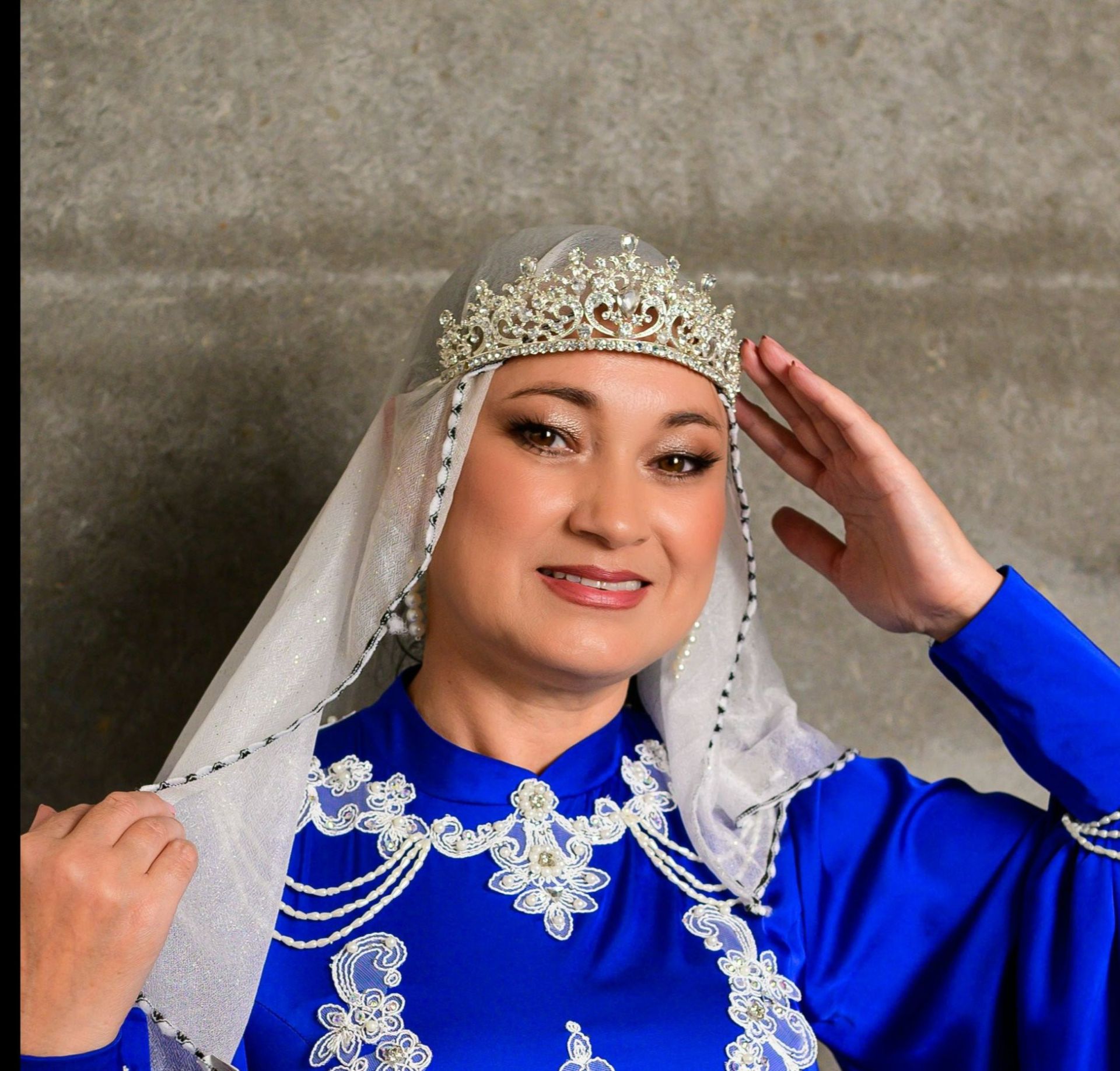 Татар шоу-бизнесында яңа гауга.  Гөлнара Тимерҗанова: «Бу җырның җырчысы мин генә»