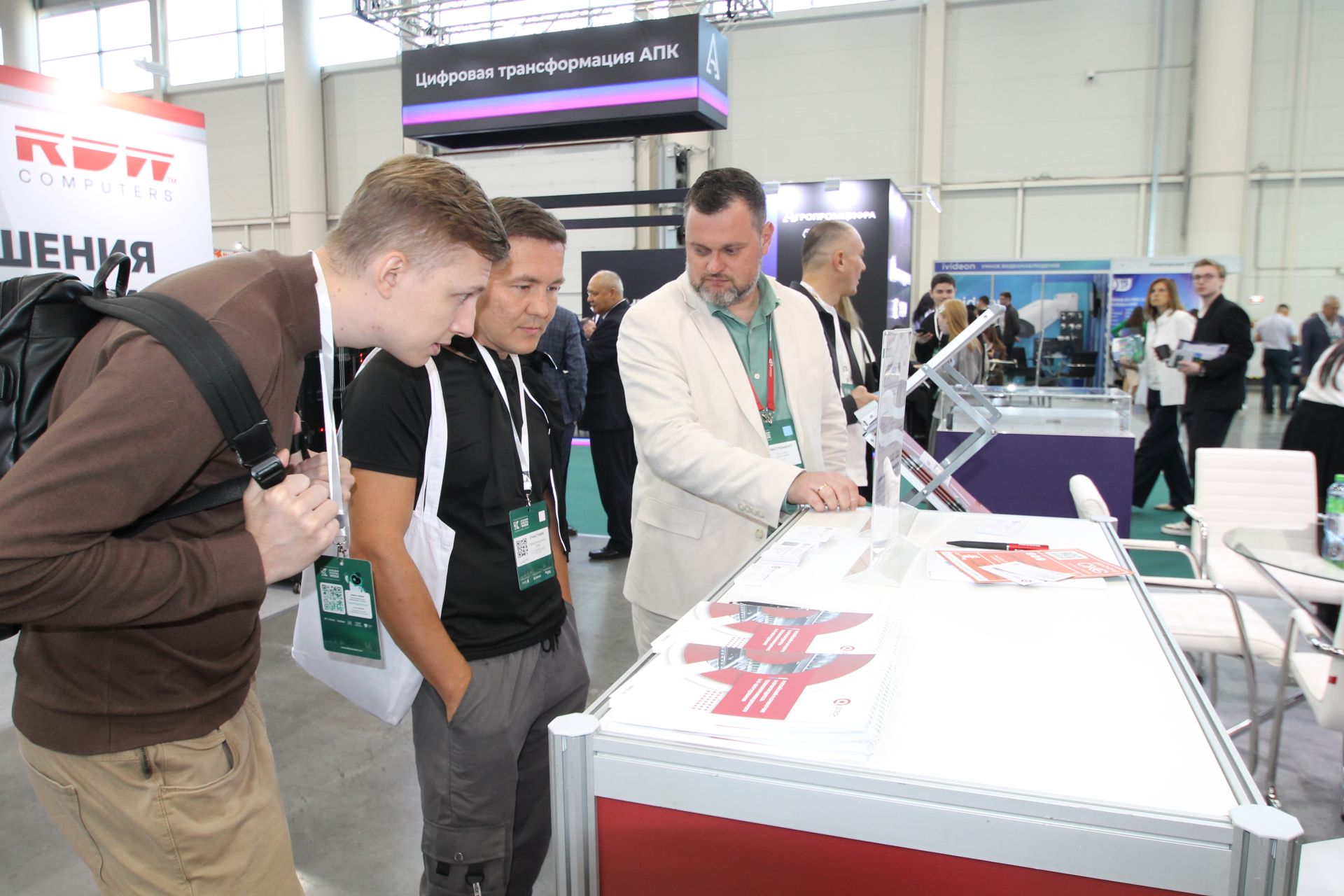 Татарстан 2030 елга “ясалма акыл” кочагында калачак. Бу куркыныч хәл түгелме икән?