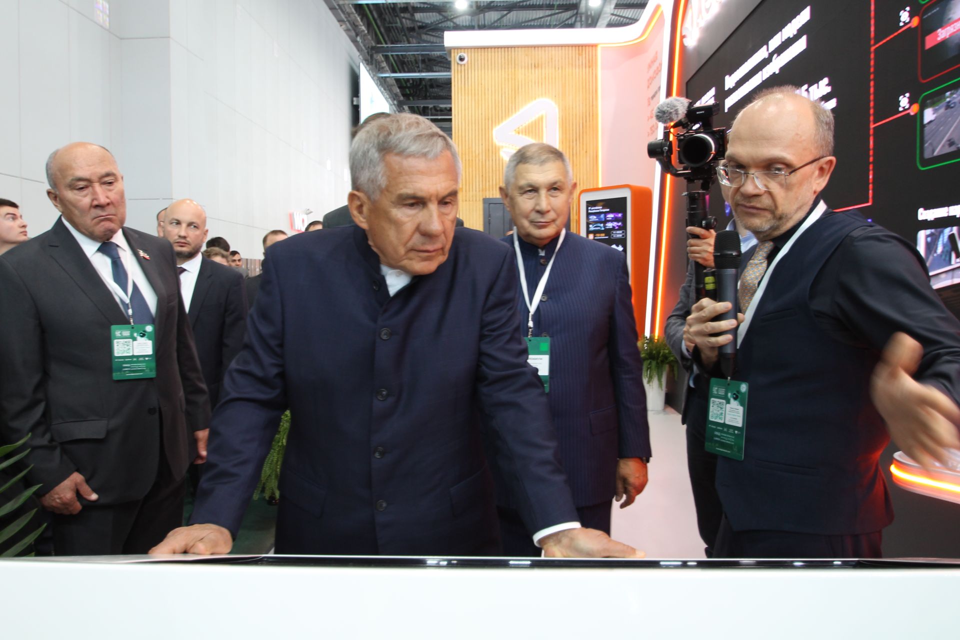 Татарстан 2030 елга “ясалма акыл” кочагында калачак. Бу куркыныч хәл түгелме икән?