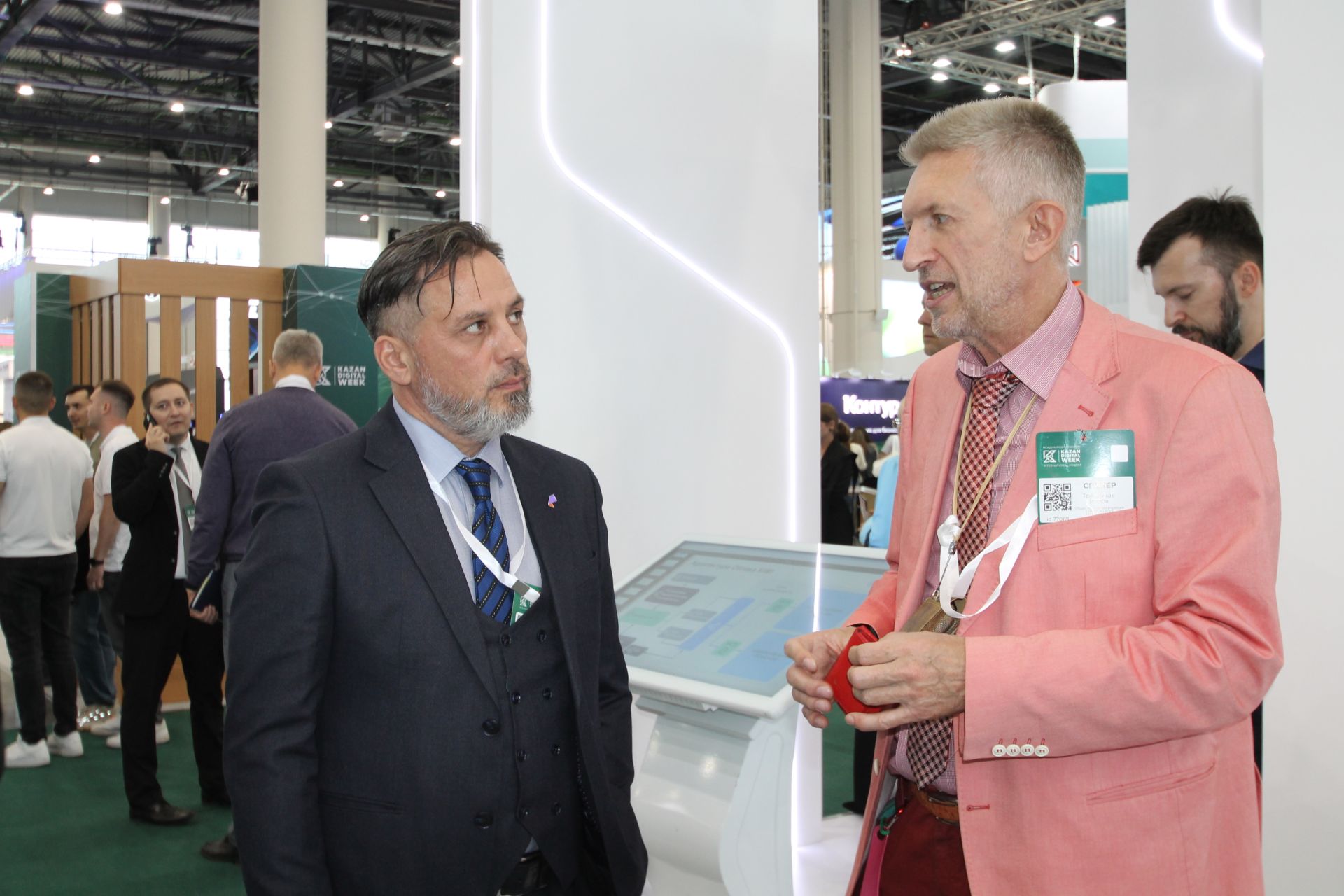 Татарстан 2030 елга “ясалма акыл” кочагында калачак. Бу куркыныч хәл түгелме икән?