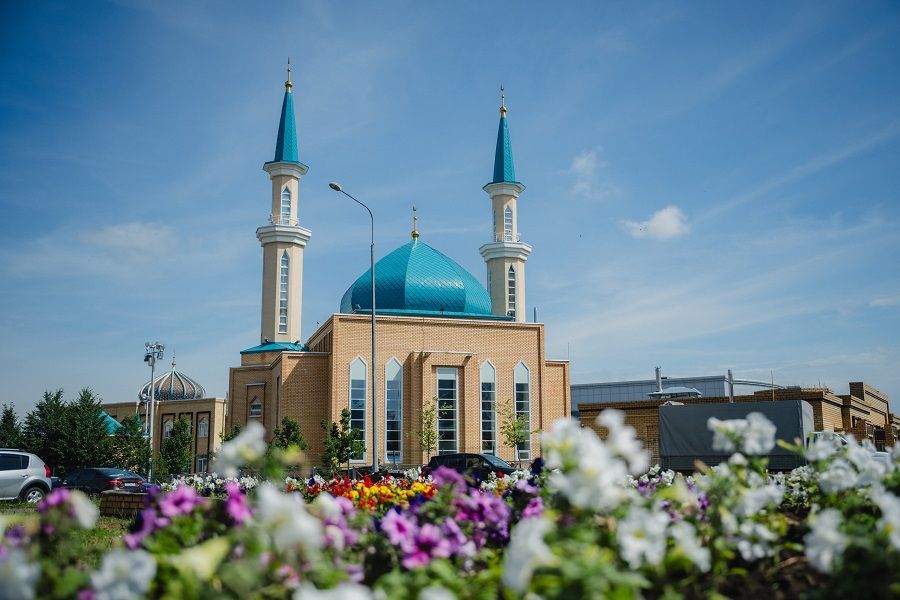 Казанның “Гаилә” мәчете мөнәҗәтләр бәйгесе игълан итә