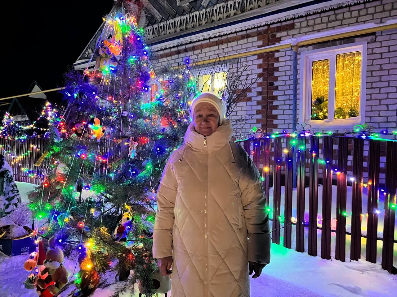 Гаҗәеп авыл: «Безнең авылны Ульяновск шәһәреннән, Чувашиядән, Самарадан кадәр күрергә киләләр»