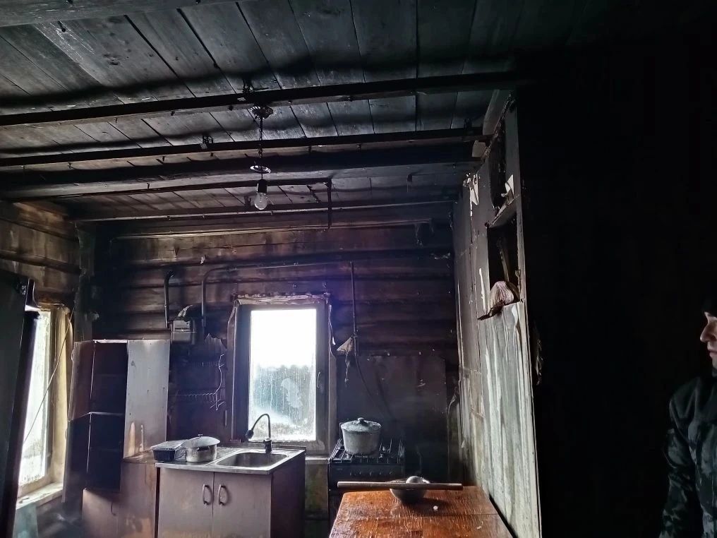 «Балакаем йөгереп чыккан, үзе бер кат трусиктан, яланаяк, күлмәксез...»: Тәтеш районында янгын