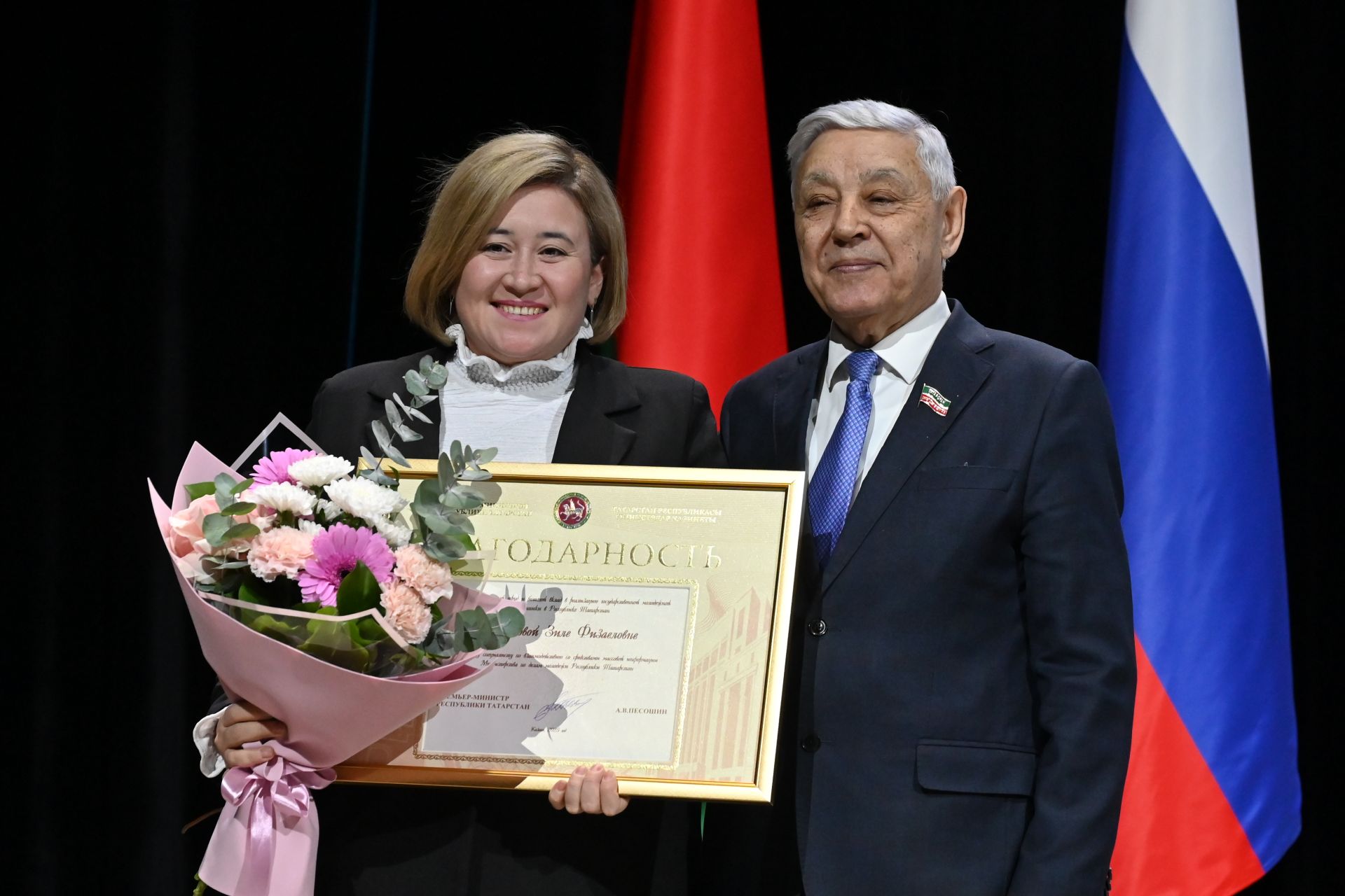 «Татарстанда яшьләр белән эшләүгә зур игътибар бирелә»